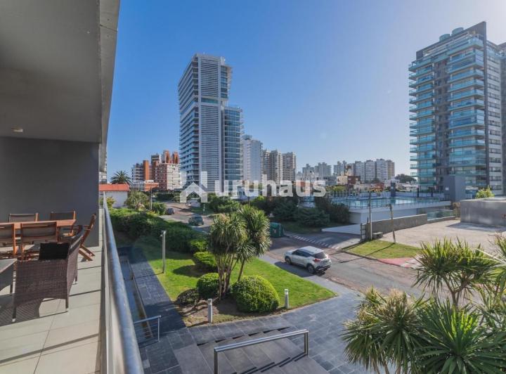 Departamento · 115m² · 4 Ambientes · 1 Cochera
