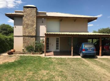 Casa · 270m² · 4 Ambientes · 4 Cocheras · Muy Linda Casa 3 Dor Vta Gge/pil/qcho Chalchaleros Vaqueros
