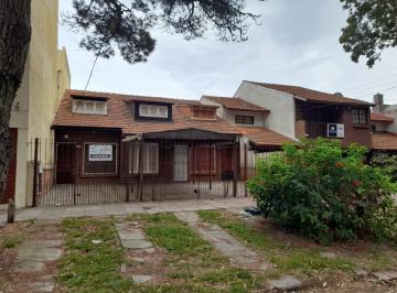 Casa · 60m² · 3 Ambientes · 1 Cochera · Duplex