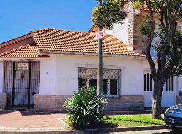 Casa · 120m² · 4 Ambientes · Chalet de 4 Amb en Alquiler Temporal