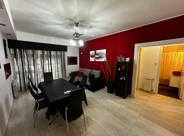 Casa · 80m² · 3 Ambientes · 15 Cocheras · En Venta Casa Reciclada a Nueva en La Costa