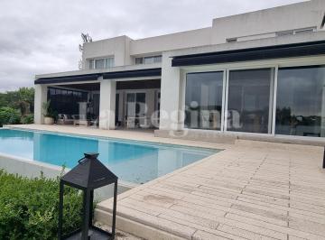 Casa · 463m² · 5 Ambientes · Casa en Venta en Santa Barbara, Tigre, G. B. a. Zona Norte