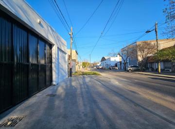 Local comercial · 239m² · 2 Ambientes · Galpon en Venta - Santa Fe 5839