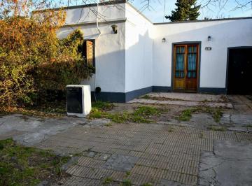 Casa · 104m² · 6 Ambientes · Casa 6 Ambientes Venta Merlo
