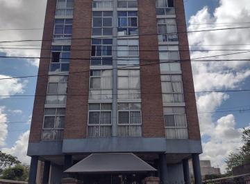 Departamento · 53m² · 3 Ambientes · 1 Cochera · Venta de Depto 3 Ambientes en Florencio Varela