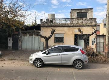 PH · 80m² · 4 Ambientes · Venta 2 PH a Reciclar - San Justo