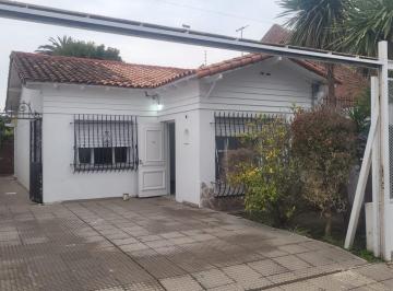 Casa · 84m² · 3 Ambientes · 1 Cochera · Venta Casa 3 Ambientes Bernal - Quilmes