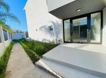 Departamento · 73m² · 3 Ambientes · 1 Cochera · Duplex 3 Ambientes con Cochera en Complejo Cerrado