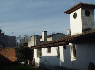 Casa · 65m² · 3 Ambientes · 1 Cochera · Casa Venta