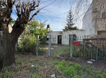 Casa · 100m² · 3 Ambientes · Casa en Venta Berisso 2 Dorm. Financia Mitad