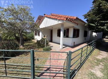 Casa · 75m² · 3 Ambientes · 1 Cochera · Casa en Villa Luzuriaga