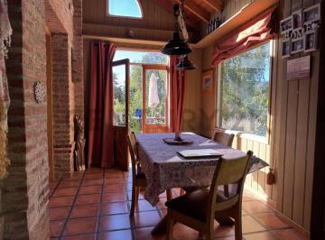 Casa · 165m² · 6 Ambientes · 2 Cocheras · Casa Venta San Martin de Los Andes. Altos de Chapelco. Apto Credito