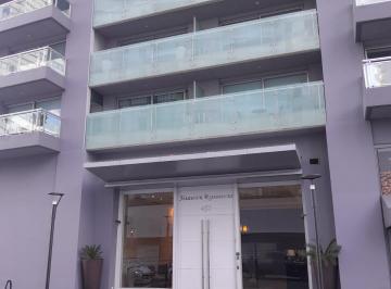 Departamento de 2 ambientes, Puerto Madero · Departamento en Madero Harbour con Cochera y Bauleras