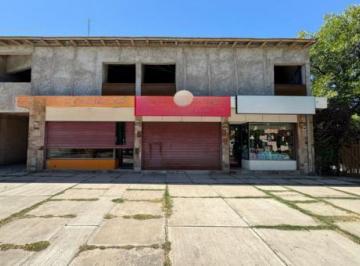 Local comercial · 374m² · 6 Dormitorios · Locales & Dpto en Venta Av Los Sauces