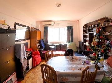 Departamento · 49m² · 3 Ambientes · Departamento en Once