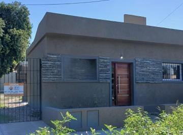 Casa de 3 ambientes, La Calera · Vendo Casa de 2 Dorm. - Stoecklin - La Calera