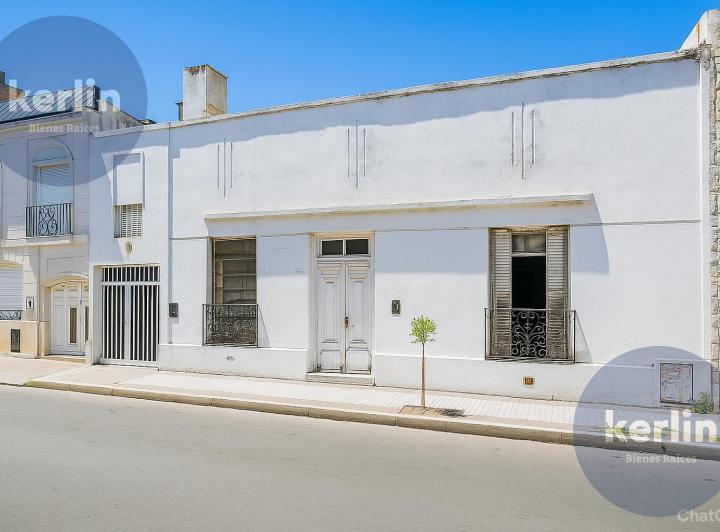 Casa · 223m² · 6 Ambientes