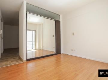 Departamento · 40m² · 2 Ambientes · Departamento en Alquiler con Patio y Balcón Villa Crespo