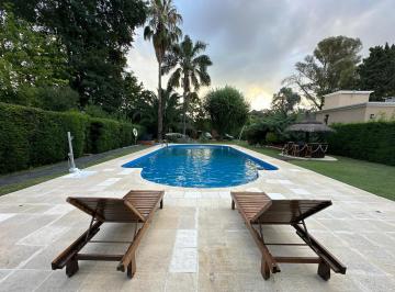 Quinta vacacional · 1505m² · 6 Ambientes · 2 Cocheras · Venta/alquiler Temporal - Casa Quinta en El Trébol - Ezeiza
