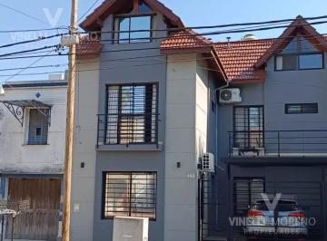 PH · 80m² · 4 Ambientes · PH en Banfield Este