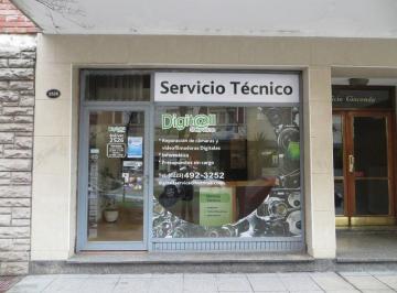 Local comercial · 115m² · 1 Ambiente · Local Zona Centro con Renta