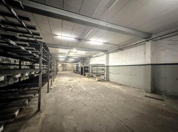 Bodega-Galpón · 720m² · Venta Galpón Oficinas Cocina Baños Piñeyro Avellaneda