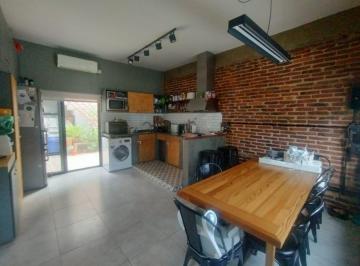 Casa · 57m² · 2 Ambientes · Casa en Lanús Este