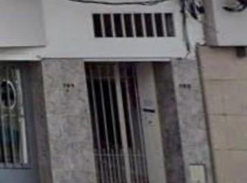 Departamento · 40m² · 2 Ambientes · Alquiler de Departamento 2 Amb. Pta. Baja en Ramos Mejia C/patio
