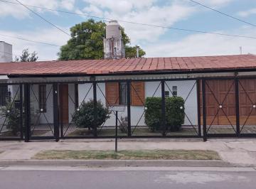 Casa de 4 ambientes, Córdoba · Casa en Venta - Dos Dorm. + Departamento - Barrio Marques de Sobremonte!