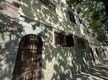 Casa · 200m² · 6 Ambientes · Venta Casa 4 Ambientes Más Departamento 2 Ambientes en Terraza, Lote Propio!