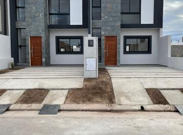 Casa de 4 ambientes, Córdoba · Venta Duplex a Estrenar Valle Cercano
