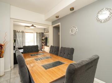 Departamento · 81m² · 4 Ambientes · Amplio y Renovado 4 Ambientes en Parque Chacabuco