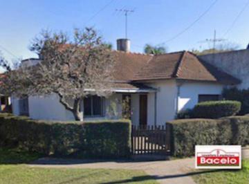 Casa de 6 ambientes, Almirante Brown · Chalet