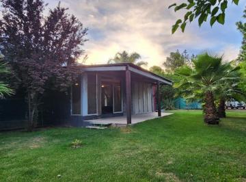 Casa de 6 ambientes, Luján de Cuyo · Exclusiva Casa en Alquiler – Chacras de Coria