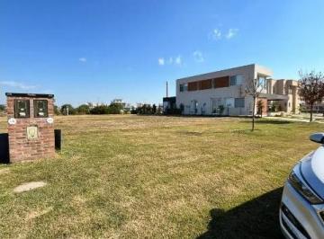 Terreno · 850m² · Venta Lote Al Agua en Puertos del Lago Costas