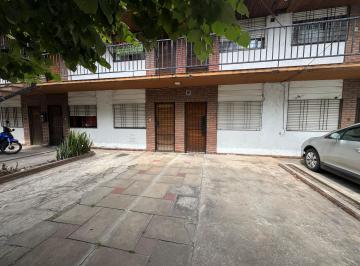 PH de 2 ambientes, Tres de Febrero · Venta Departamento 2 Ambientes en Planta Baja con Cochera de Auto y Patio