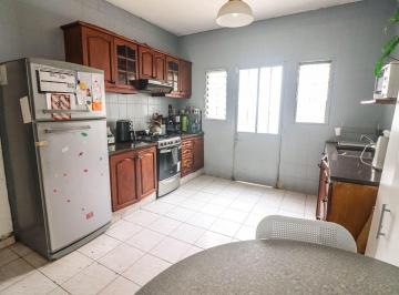 Casa · 87m² · 4 Ambientes · 1 Cochera · Venta Casa en Lote Propio 3 Amb Florida