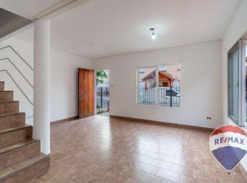 Casa · 82m² · 5 Ambientes · 2 Cocheras · Hermoso Duplex en Barrio Cerrado
