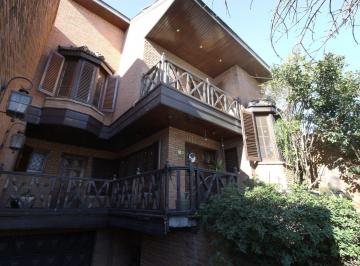 Casa · 210m² · 5 Ambientes · 5 Cocheras · Venta Casa 5 Amb./ Jardin/ Cocheras S. A. de Padua