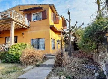 Casa · 189m² · 3 Ambientes · 1 Cochera · Venta Casa, Zarate Barrio Villa Fox Apta Credito