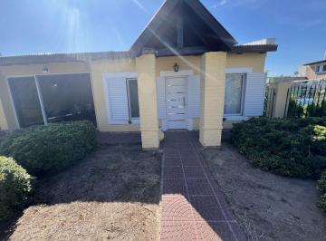 Casa · 80m² · 3 Ambientes · 6 Cocheras · Tierra de Sueños 2 - Sobre Av - Acepta Permuta - Solida Propiedad