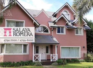 Casa · 250m² · 5 Ambientes · Venta Casa Isla Santa Monica con Muelle Propio