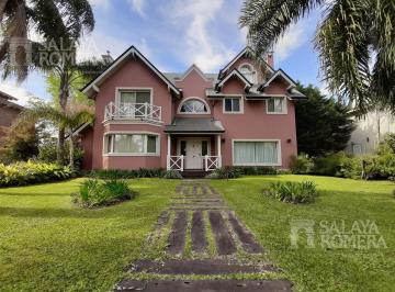 Casa · 250m² · 5 Ambientes · Venta Casa Isla Santa Monica con Muelle Propio