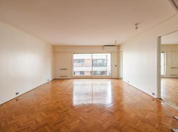 Departamento · 267m² · 7 Ambientes · 1 Cochera · Elegante Semipiso de 4 Dorm. en Recoleta. con Cochera Fija.