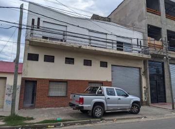 Bodega-Galpón · 344m² · Departamentos en PH con Gran Galpón Multiples Usos