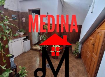 Casa de 5 ambientes, Lomas de Zamora · Chalet en Esquina Impecable