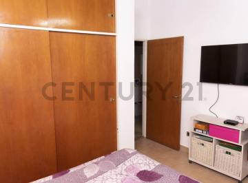 PH · 85m² · 4 Ambientes · Venta PH Parque Chas de 4 Ambientes con 2 Baños