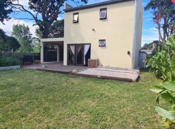 Casa · 80m² · 3 Ambientes · 1 Cochera · Casa en Duplex en Acantilados. Cercana Al Golf y Barrios Privados.