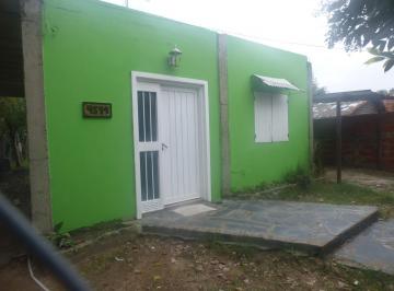 Casa · 60m² · 3 Ambientes · 1 Cochera · Casa en Alquiler en Manuel B. Gonnet - Dacal Bienes Raíces