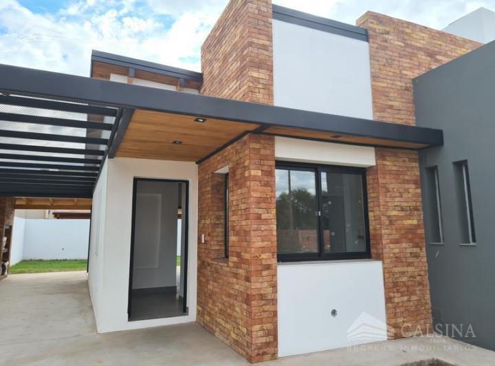 Casa · 150m² · 2 Dormitorios · 2 Cocheras